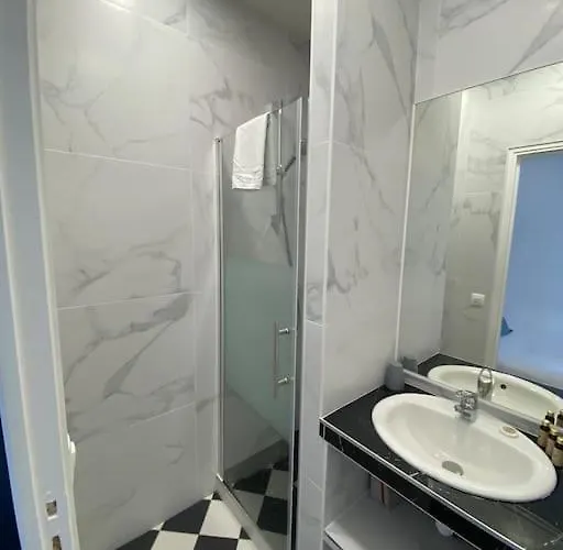 Chartrons 2 Appartement *